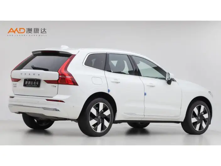 Volvo XC60 PHEV 2025 Model T8 4WD Long Battery Life Pro Smart Range Deluxe Edition