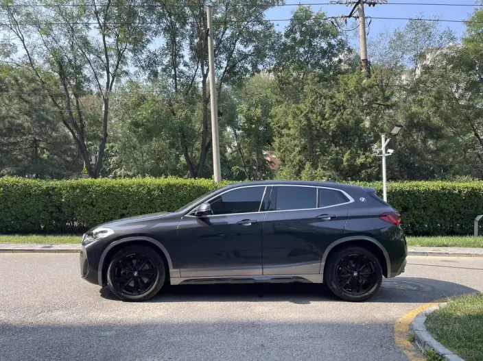 BMW X2 2023 Model sDrive25i M Off-road Set
