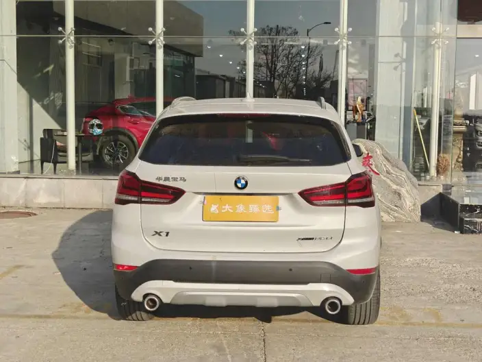 BMW X1 2021 Model xDrive25Li Exclusive Model – фото 5