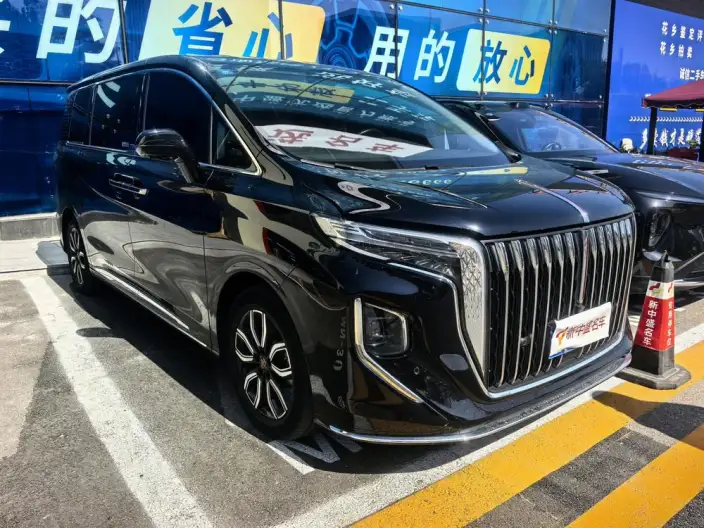 HONGQI HQ9 2022 Model Flag Enjoy Edition