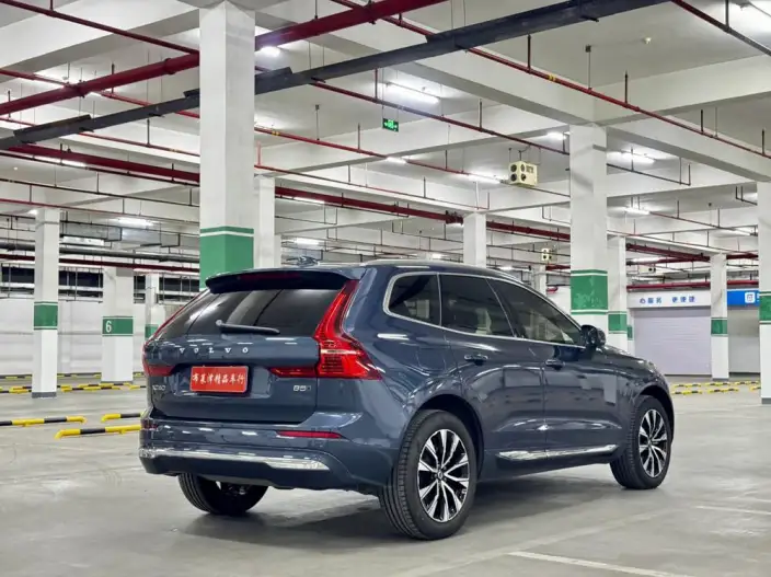 Volvo XC60 2023 Model B5 4WD Smart Range Deluxe Edition – фото 6