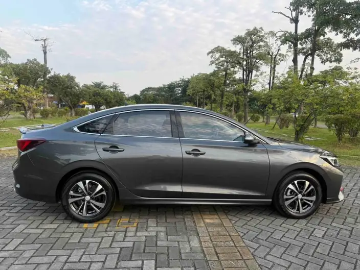 Changan Eado 2021 Model PLUS Blue whale NE 1.4T GDI DCT Noble Model – фото 7
