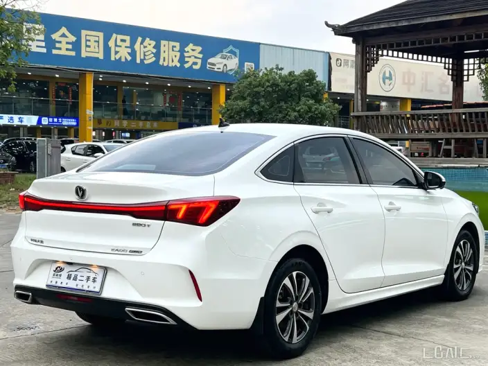 Changan Eado 2022 Model PLUS Blue whale NE 1.4T GDI DCT Noble Model – фото 6