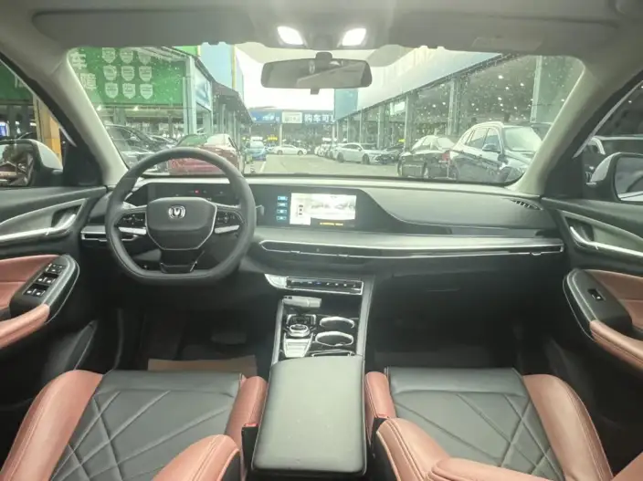 Changan Eado 2022 Model PLUS Blue whale NE 1.4T GDI DCT Noble Model – фото 10