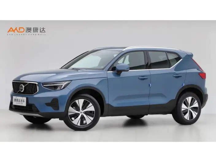 Volvo XC40 2024 Model B3 Smart Range Deluxe Edition