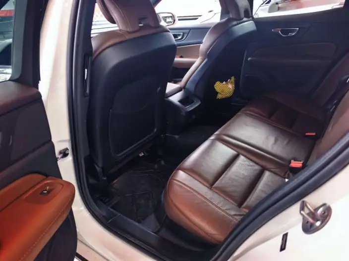 Volvo S60 2024 Model B4 Smart Range Deluxe Edition – фото 9