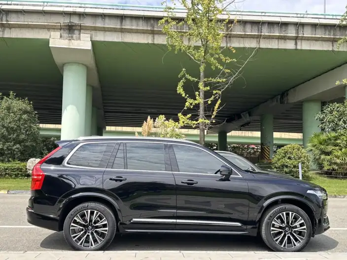 Volvo XC90 PHEV 2025 Model Facelift E Drive Hybrid T8 Long Battery Life Pro Smart Prestige Deluxe Edition 7 seat – фото 6