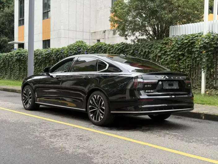 Volvo S90 2026 Model B5 Smart Range Deluxe Edition – фото 5