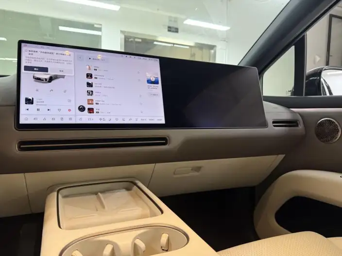 Li Auto i6 2025 Model 4WD Standard Edition – фото 7