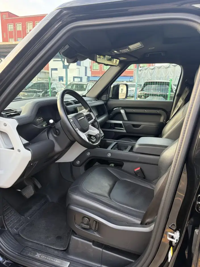 Land Rover Defender 2024 Model 110 3.0T P400 X-Dynamic HSE – фото 8