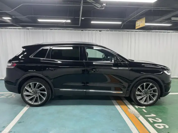 Nautilus 2021 Model 2.7T 4WD Zunyao Edition – фото 8