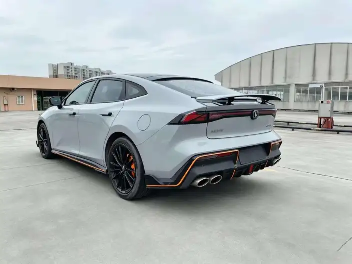 Changan UNI-V 2022 Model 1.5T Sports Edition – фото 4