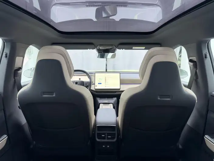 Volvo XC70 2026 Model 2WD Long Battery Life Pro – фото 10