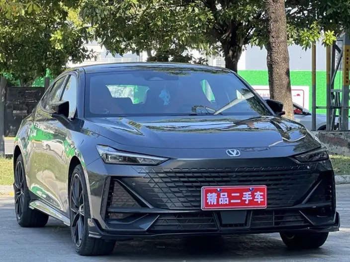Changan UNI-V 2023 Model 1.5T Sports Edition – фото 3