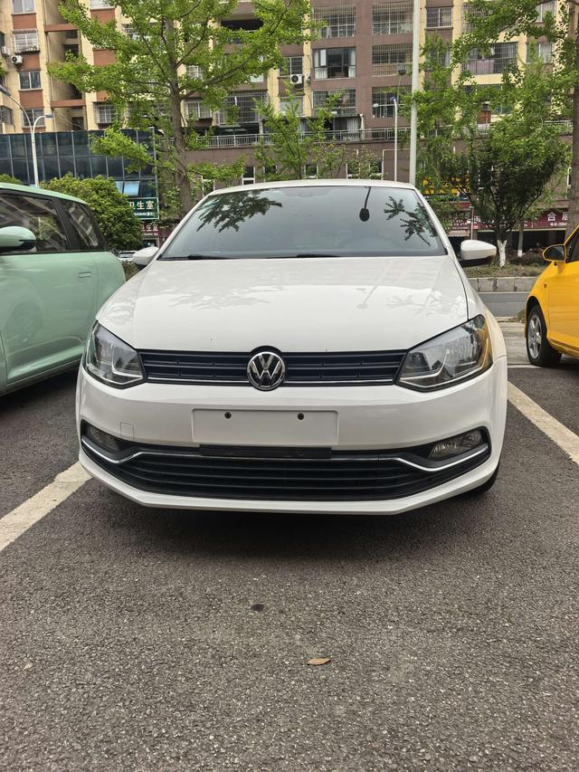 Polo 2014 модификация 1.6L автоматическое 30 Anniversary Edition – фото 2