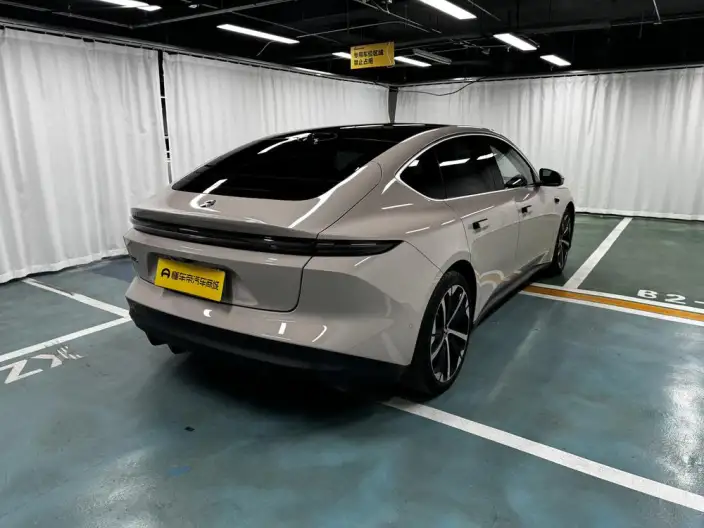 NIO ET5 2022 Model 75kWh – фото 7