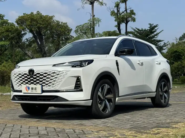 Changan CS55 PLUS 2024 Model Third generation 1.5T DCT Noble Model – фото 1