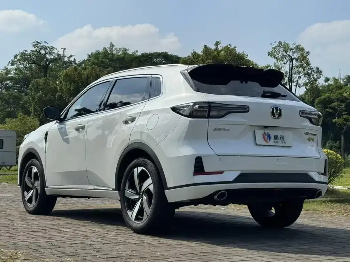 Changan CS55 PLUS 2024 Model Third generation 1.5T DCT Noble Model – фото 4