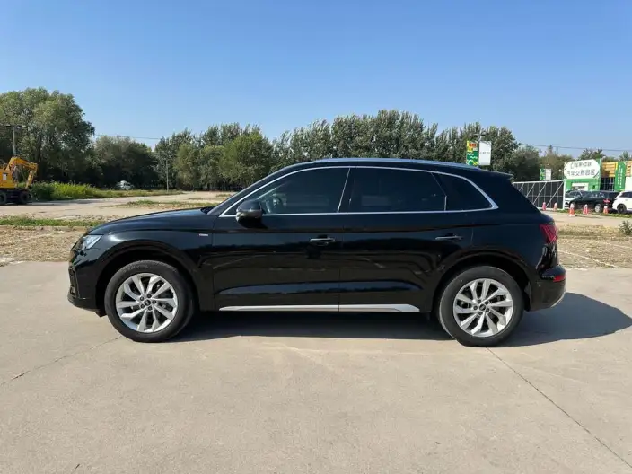 Audi Q5L 2022 Model Facelift 40T Luxury Dynamic Model – фото 4