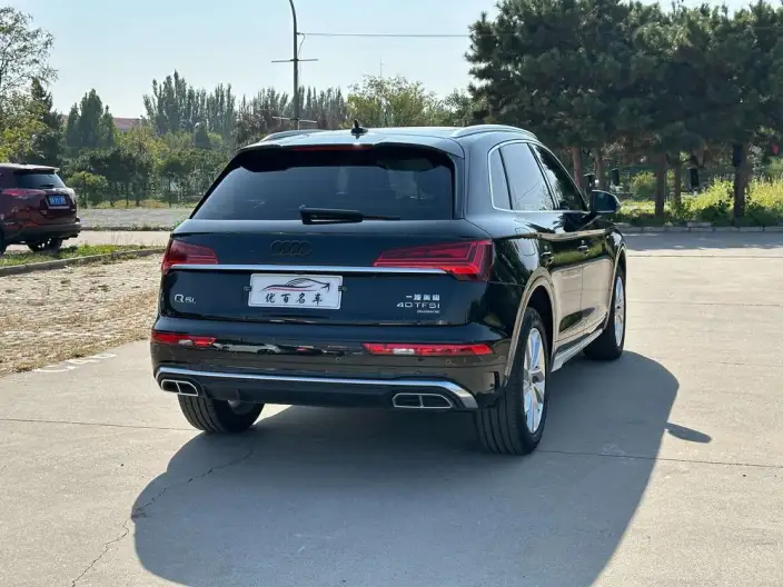Audi Q5L 2022 Model Facelift 40T Luxury Dynamic Model – фото 7