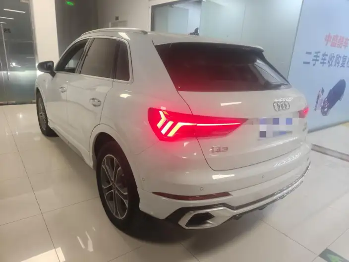 AUDI Q3 2024 Model 40 TFSI Fashion Dynamic Model – фото 3