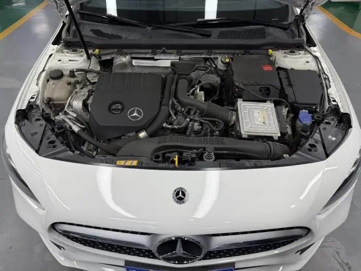 Mercedes-Benz A-class 2022 Model A 200 L Sports sedan Fashion Edition – фото 7