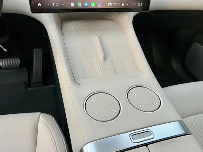 Xiaomi YU7 2025 Model 4WD Max Edition – фото 8