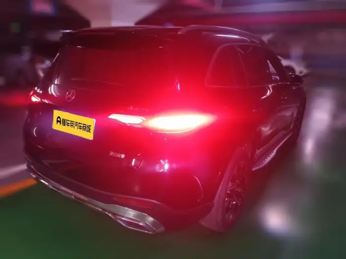 Mercedes-Benz GLC 2024 Model GLC 260 L 4MATIC Luxury Model 5 seat – фото 2