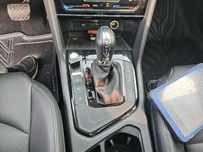 Volkswagen Tharu 2021 Model 280TSI 2WD Deluxe Edition PLUS – фото 9