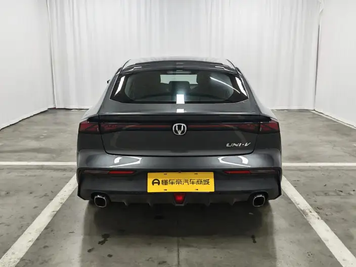 Changan UNI-V 2022 Model 1.5T Smart Pilot Model – фото 6