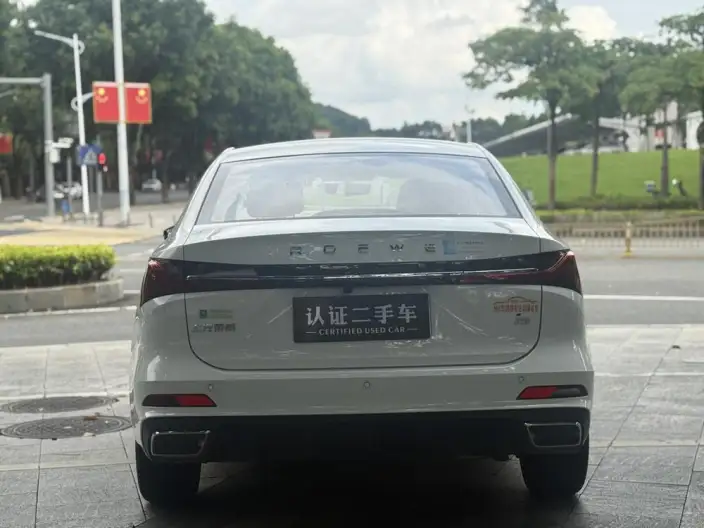 Roewe i5 2023 Model 1.5L CVT Zunrong Edition – фото 5