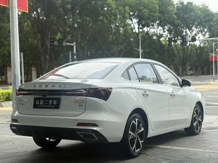 Roewe i5 2023 Model 1.5L CVT Zunrong Edition – фото 6