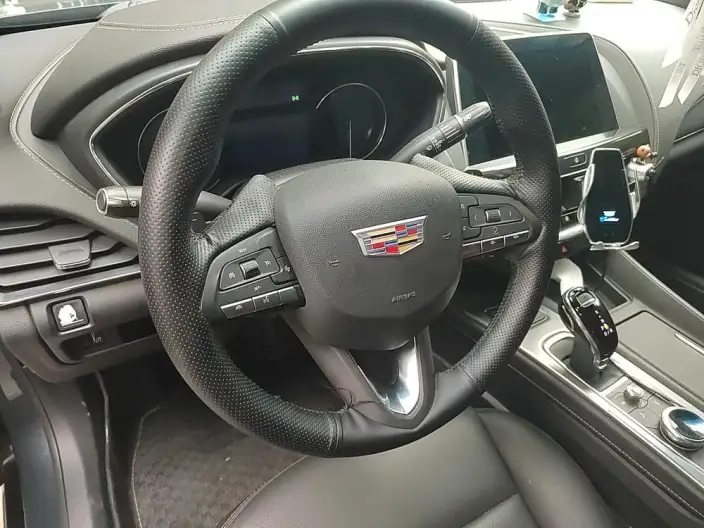 Cadillac CT5 2022 Model 28T Luxury Model – фото 7