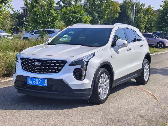 Cadillac XT4 2022 Model 28T 2WD Fashion Model