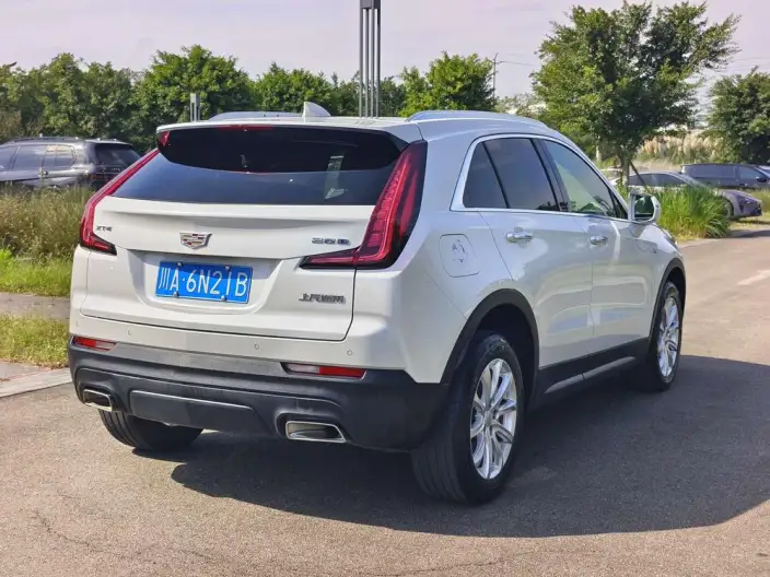 Cadillac XT4 2022 Model 28T 2WD Fashion Model – фото 7