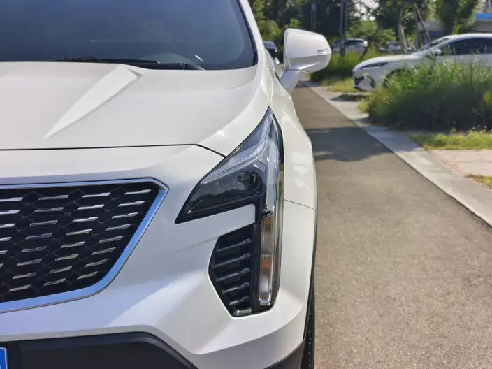 Cadillac XT4 2022 Model 28T 2WD Fashion Model – фото 9