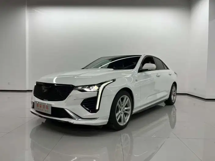 Cadillac CT4 2021 Model 28T Fashion Model