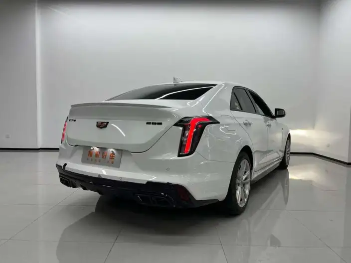 Cadillac CT4 2021 Model 28T Fashion Model – фото 5