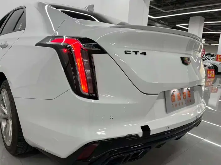 Cadillac CT4 2021 Model 28T Fashion Model – фото 7