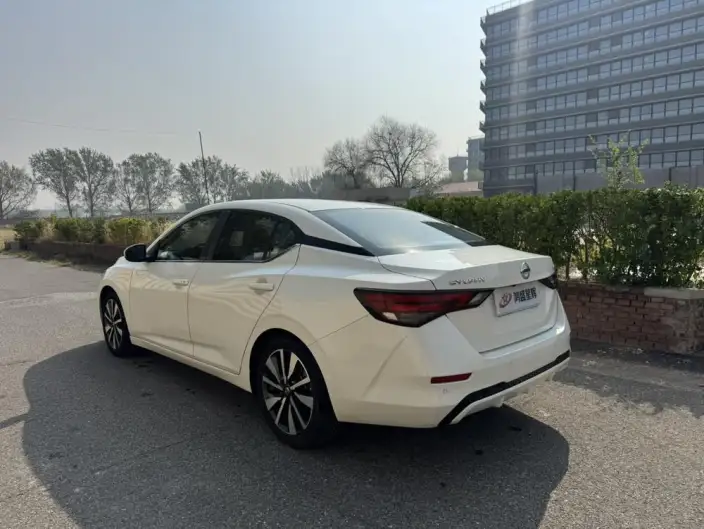 Nissan Sylphy 2021 Model 1.6L TOP CVT Luxury Edition