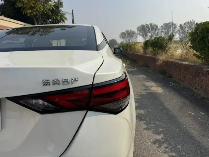 Nissan Sylphy 2021 Model 1.6L TOP CVT Luxury Edition – фото 10