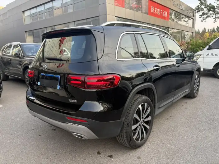 Mercedes-Benz GLB 2025 Model GLB 220 Fashion Model – фото 5