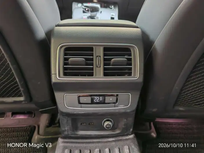 Audi Q5L 2024 Model 40TFSI Luxury Dynamic Model – фото 3