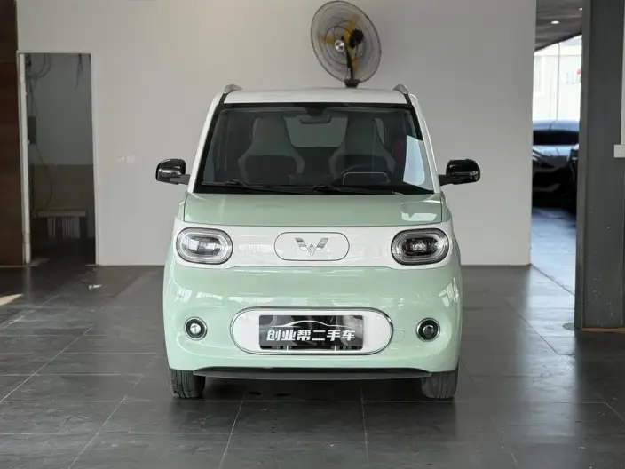 Wuling Hongguang MINIEV 2024 Model 215km Advanced version Lithium Iron Phosphate