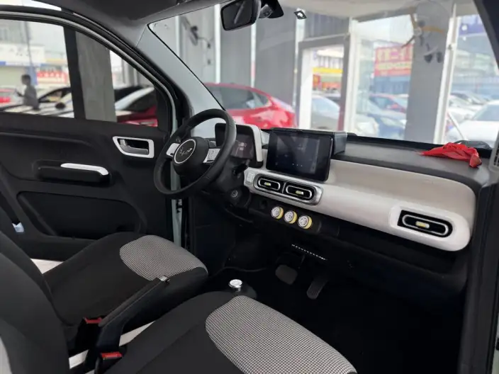 Wuling Hongguang MINIEV 2024 Model 215km Advanced version Lithium Iron Phosphate – фото 9