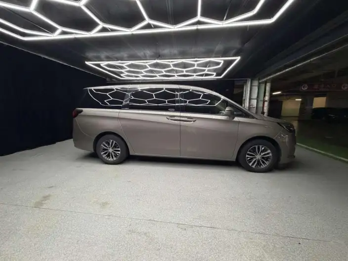 Buick GL8 2022 Model ES Luzun 653T Exclusive Model – фото 7