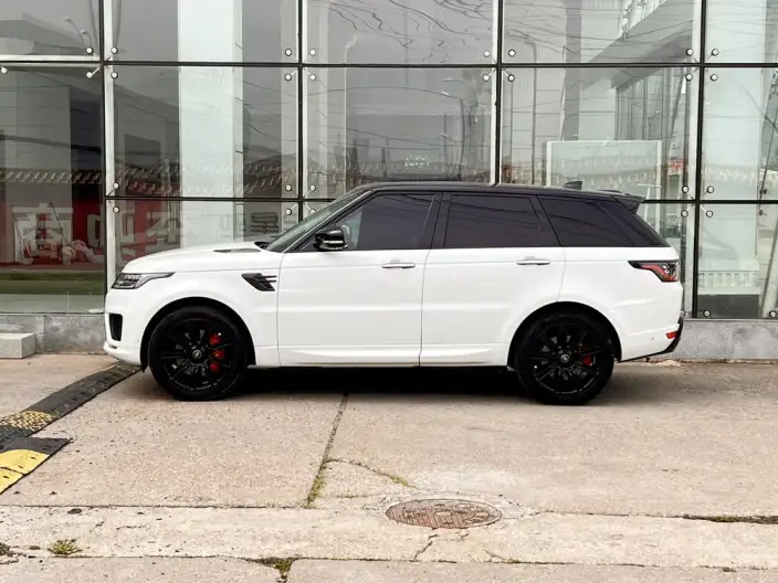 Range Rover Sport 2021 Model 3.0 L6 HST