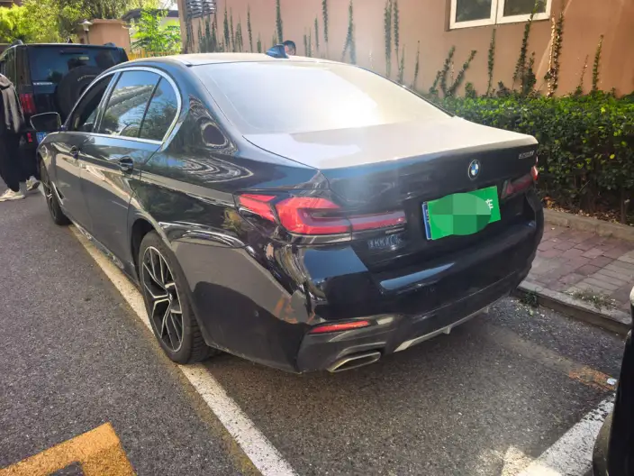 BMW 5 Series 2023 Model Facelift 530Li Exclusive Model M Sports Set – фото 2