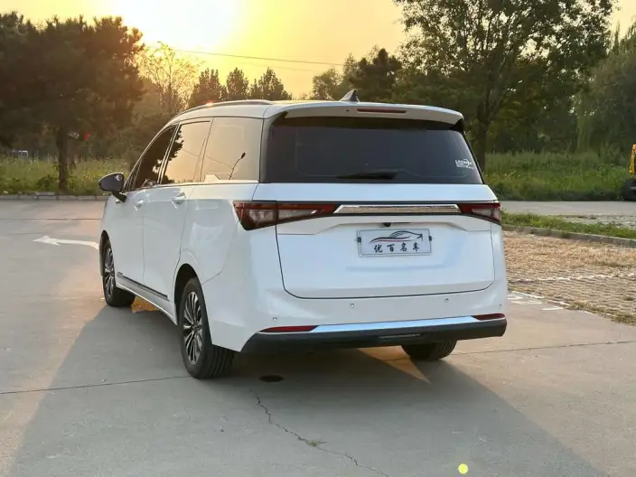 WULING Jiachen 2022 Model 1.5T CVT Exclusive Flagship Model – фото 5