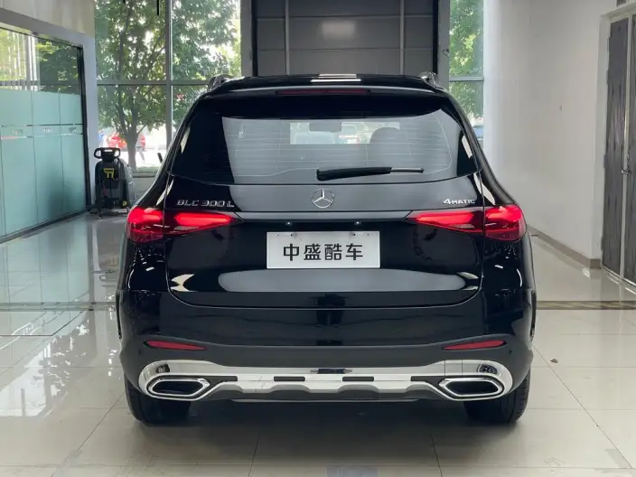 Mercedes-Benz GLC 2024 Model Facelift GLC 300 L 4MATIC Dynamic Model 5 seat – фото 5